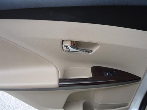 Toyota Venza 2009 photo 2