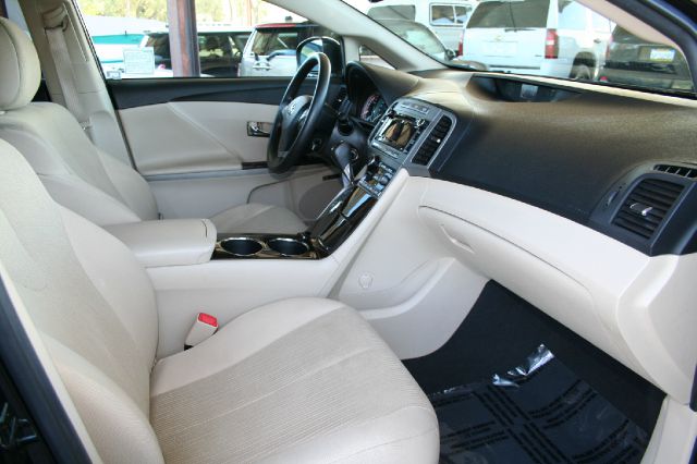 Toyota Venza 2010 photo 1