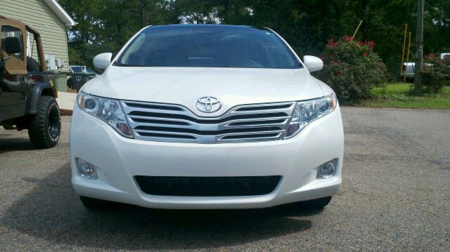 Toyota Venza 2010 photo 2