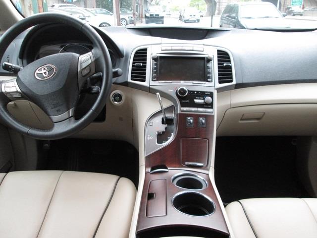 Toyota Venza 2010 photo 3