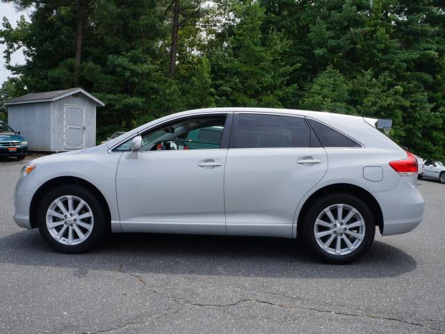 Toyota Venza 2011 photo 3