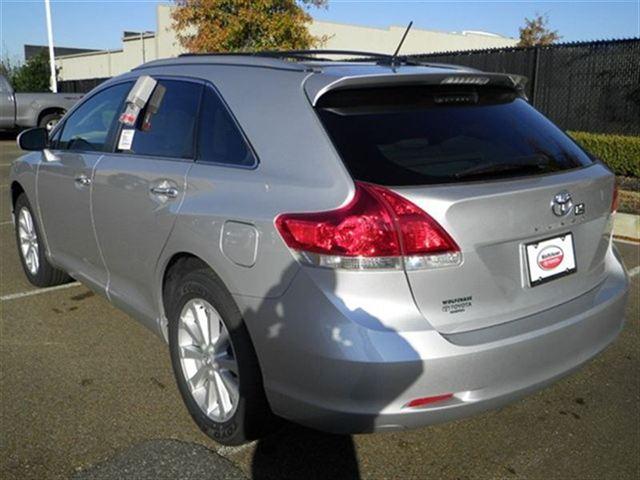 Toyota Venza 2011 photo 3