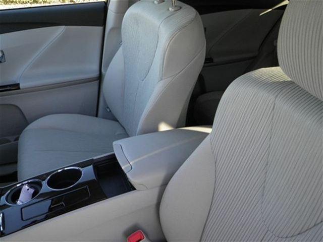 Toyota Venza 2011 photo 4