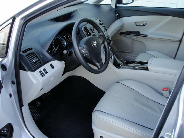 Toyota Venza 2011 photo 3