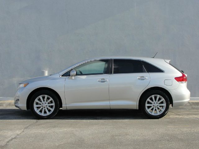 Toyota Venza 2011 photo 4