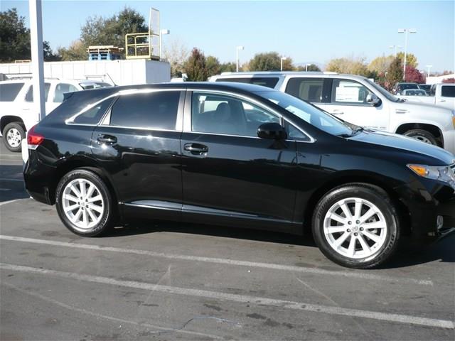 Toyota Venza 2012 photo 4
