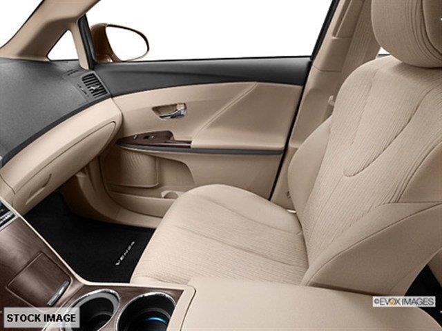 Toyota Venza 2013 photo 1