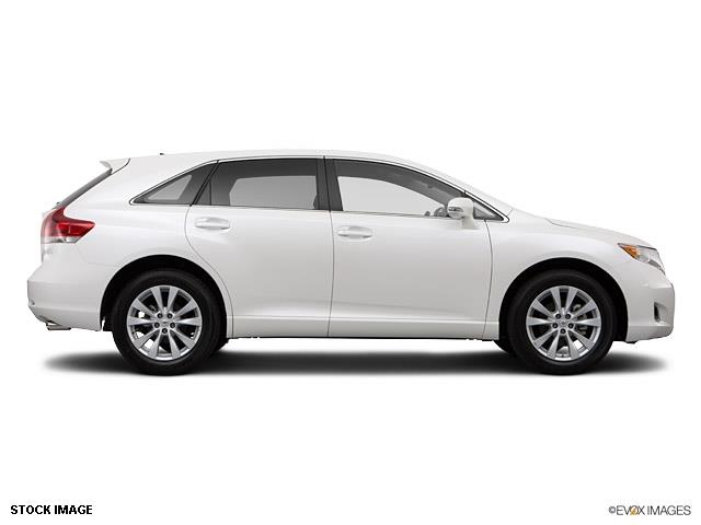 Toyota Venza 2014 photo 1