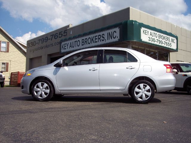 Toyota Yaris 2007 photo 1