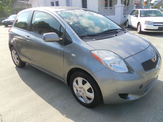 Toyota Yaris 2007 photo 2