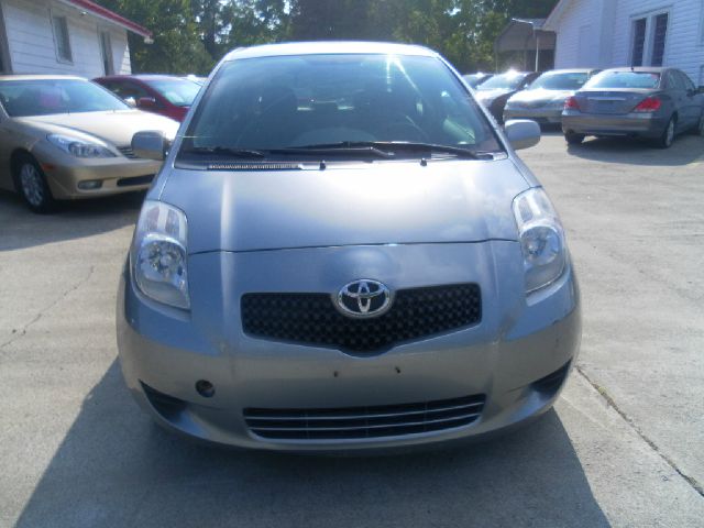 Toyota Yaris 2007 photo 3