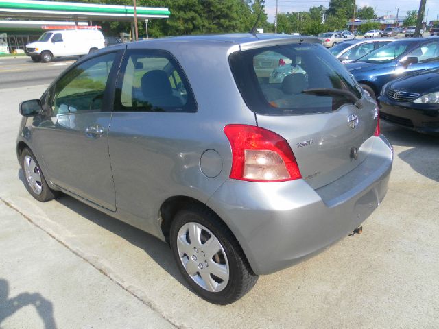 Toyota Yaris 2007 photo 4