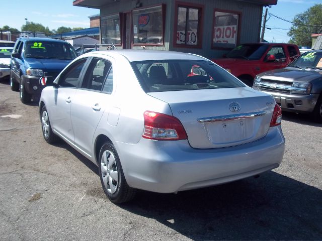 Toyota Yaris 2007 photo 4