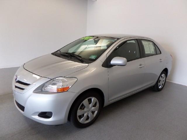 Toyota Yaris 2007 photo 1