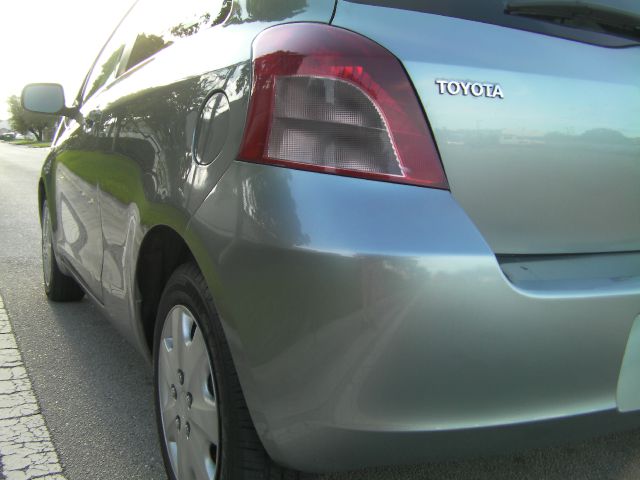 Toyota Yaris 2007 photo 1