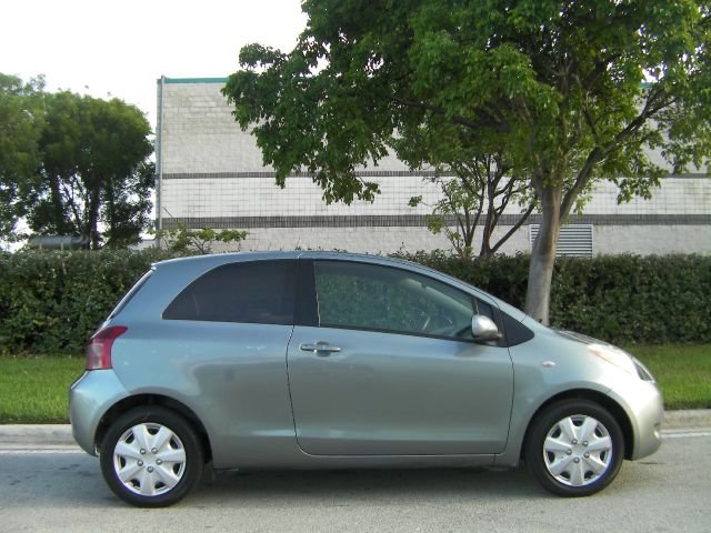 Toyota Yaris 2007 photo 3