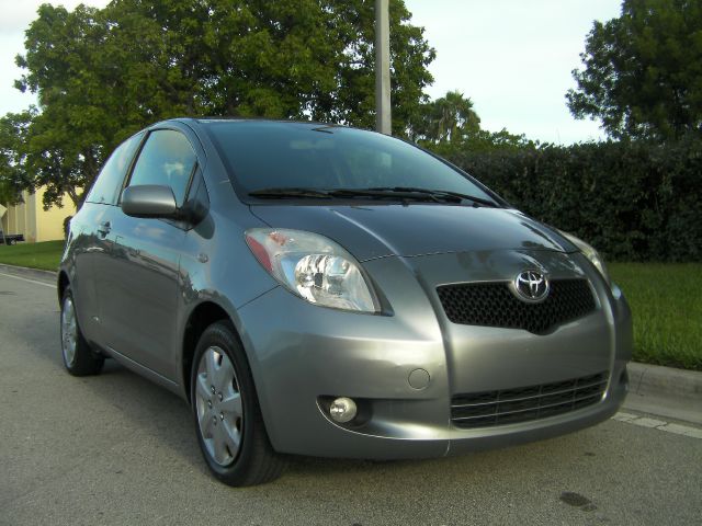 Toyota Yaris 2007 photo 4