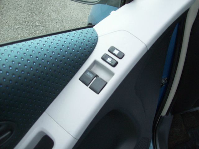 Toyota Yaris 2007 photo 1