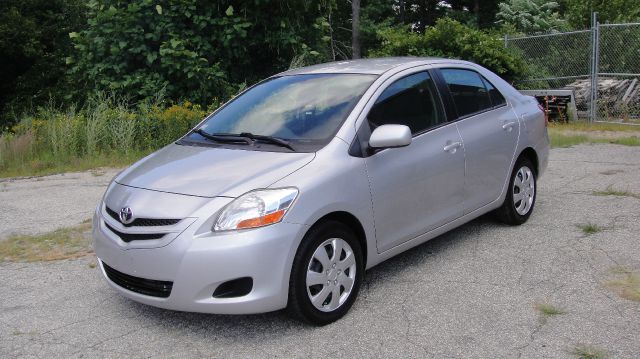 Toyota Yaris 2007 photo 1