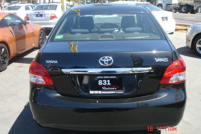 Toyota Yaris 2007 photo 1