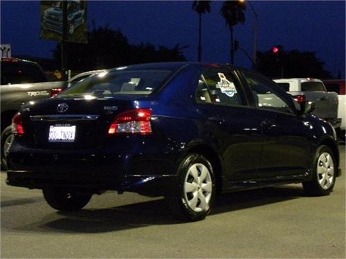 Toyota Yaris 2008 photo 2