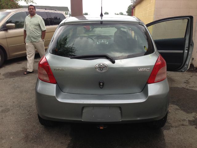 Toyota Yaris 2008 photo 2