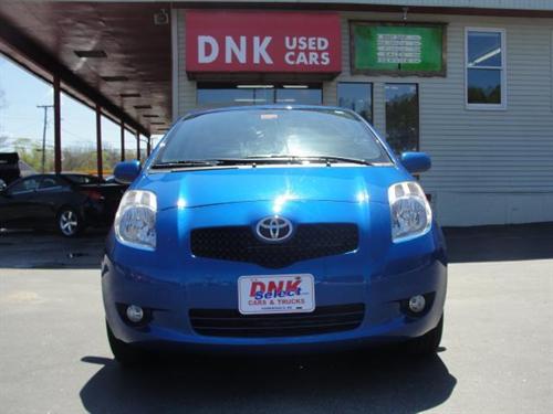 Toyota Yaris SE -6spd- Leathand ROOF Other