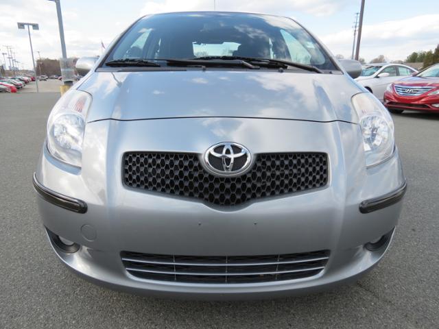 Toyota Yaris 2008 photo 2