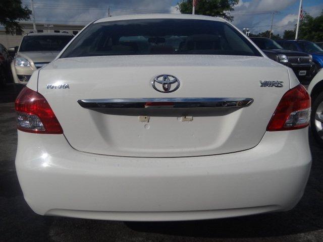 Toyota Yaris 2008 photo 4