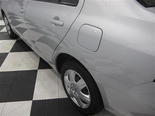 Toyota Yaris SE -6spd- Leathand ROOF Other