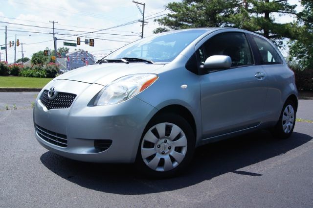 Toyota Yaris EXT CAB 134.0 WORK Truck Hatchback