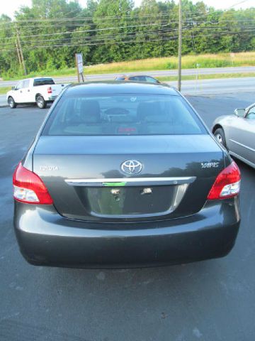 Toyota Yaris 2009 photo 3
