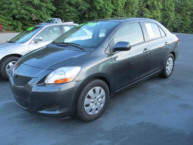 Toyota Yaris 2009 photo 4