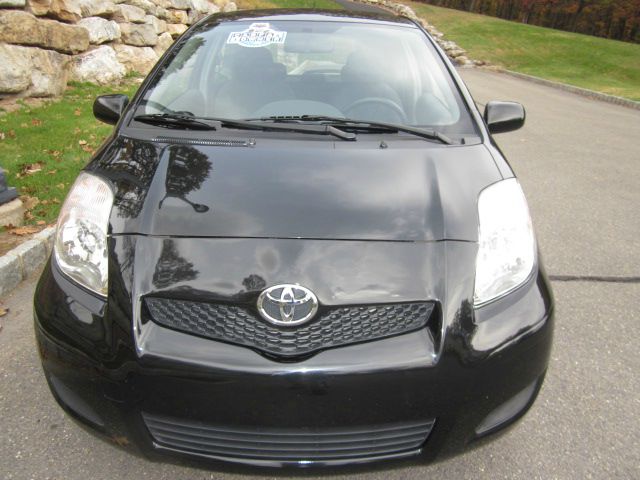 Toyota Yaris 2009 photo 1