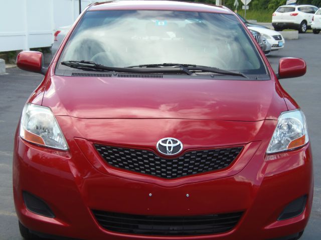 Toyota Yaris 2009 photo 3