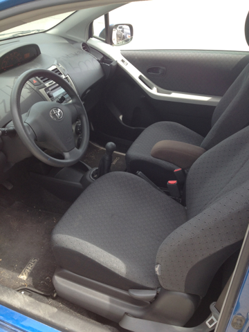 Toyota Yaris 2009 photo 1