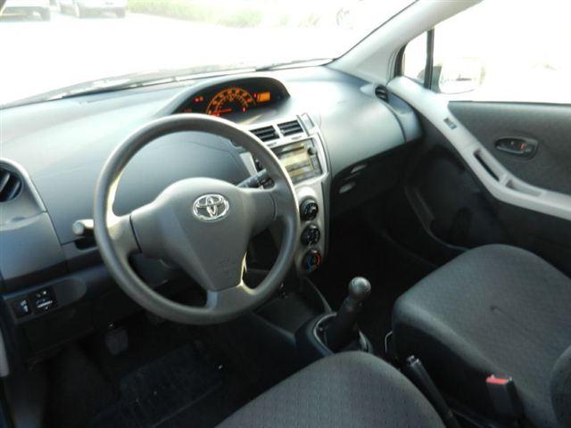 Toyota Yaris 2009 photo 1