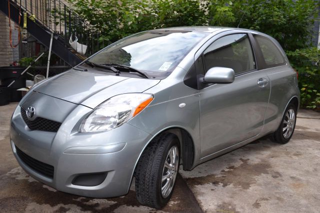 Toyota Yaris 2009 photo 1
