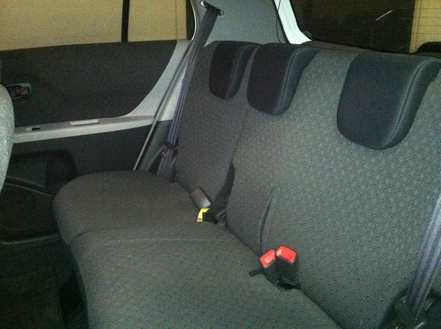 Toyota Yaris 2010 photo 10