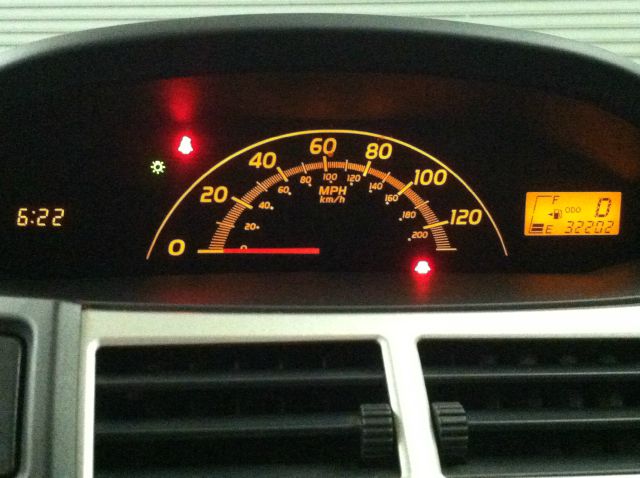 Toyota Yaris 2010 photo 12