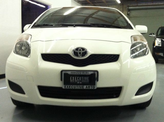 Toyota Yaris 2010 photo 6