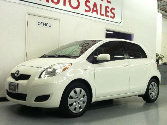 Toyota Yaris 2010 photo 8