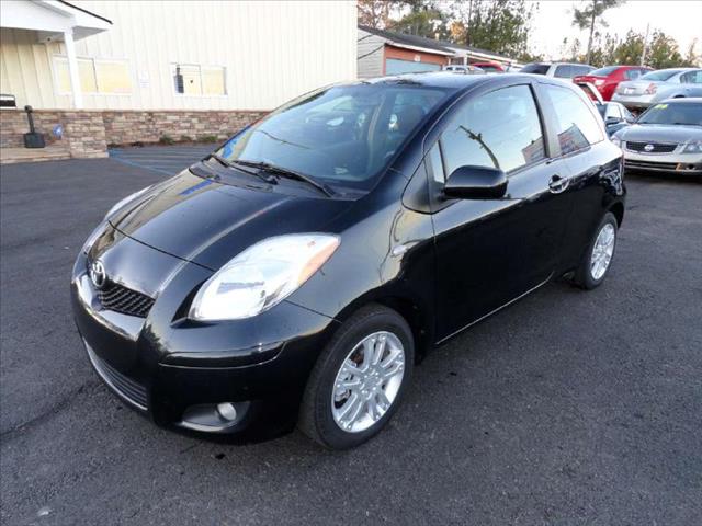 Toyota Yaris 2010 photo 3