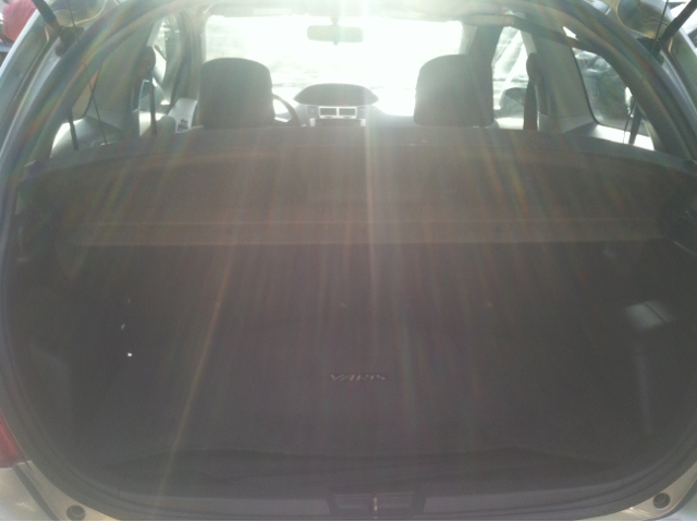 Toyota Yaris 2010 photo 4