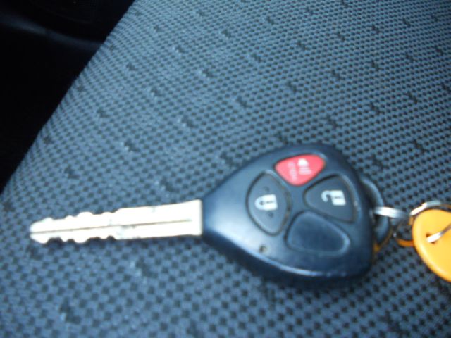 Toyota Yaris 2010 photo 8