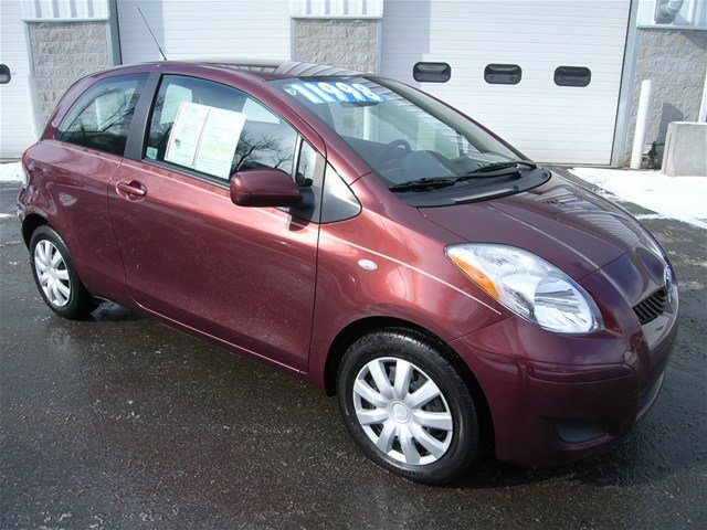 Toyota Yaris 2010 photo 3