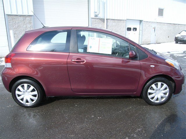 Toyota Yaris 2010 photo 4