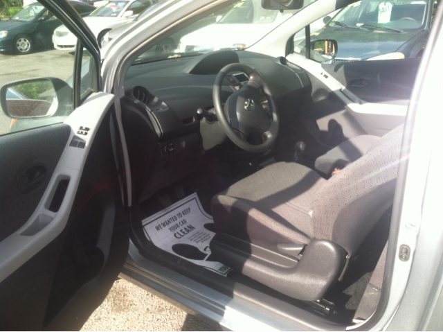 Toyota Yaris 2010 photo 4