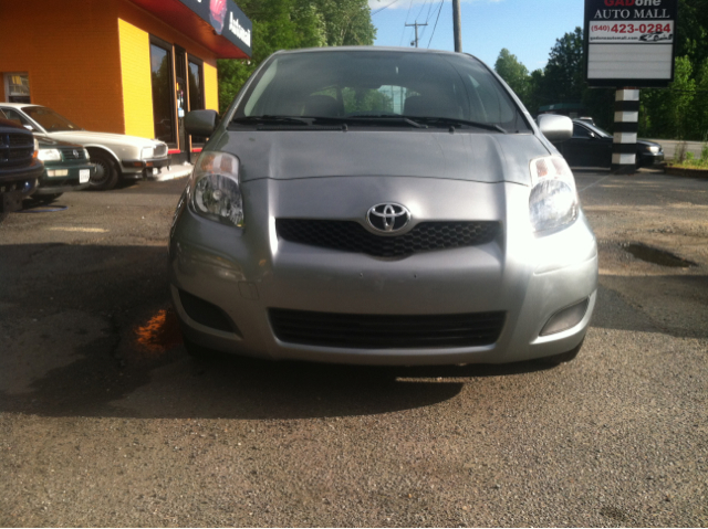 Toyota Yaris 2010 photo 5