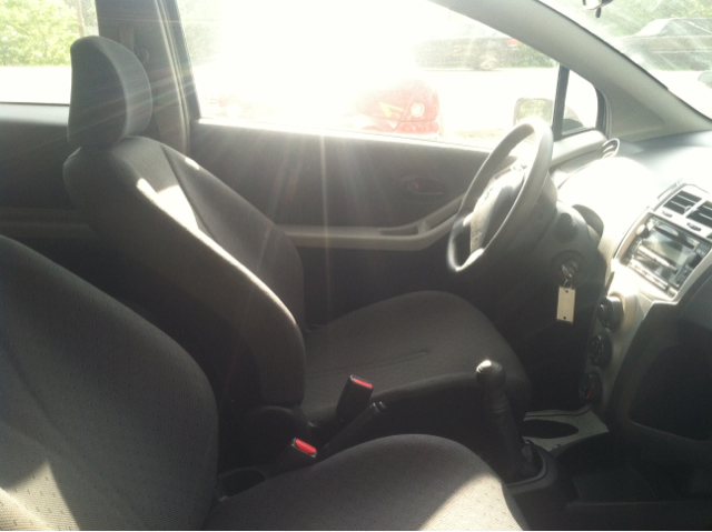 Toyota Yaris 2010 photo 6